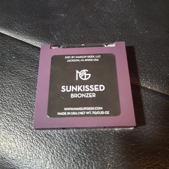 Makeup Geek Sunkissed Bronzer - Picture 2 of 3